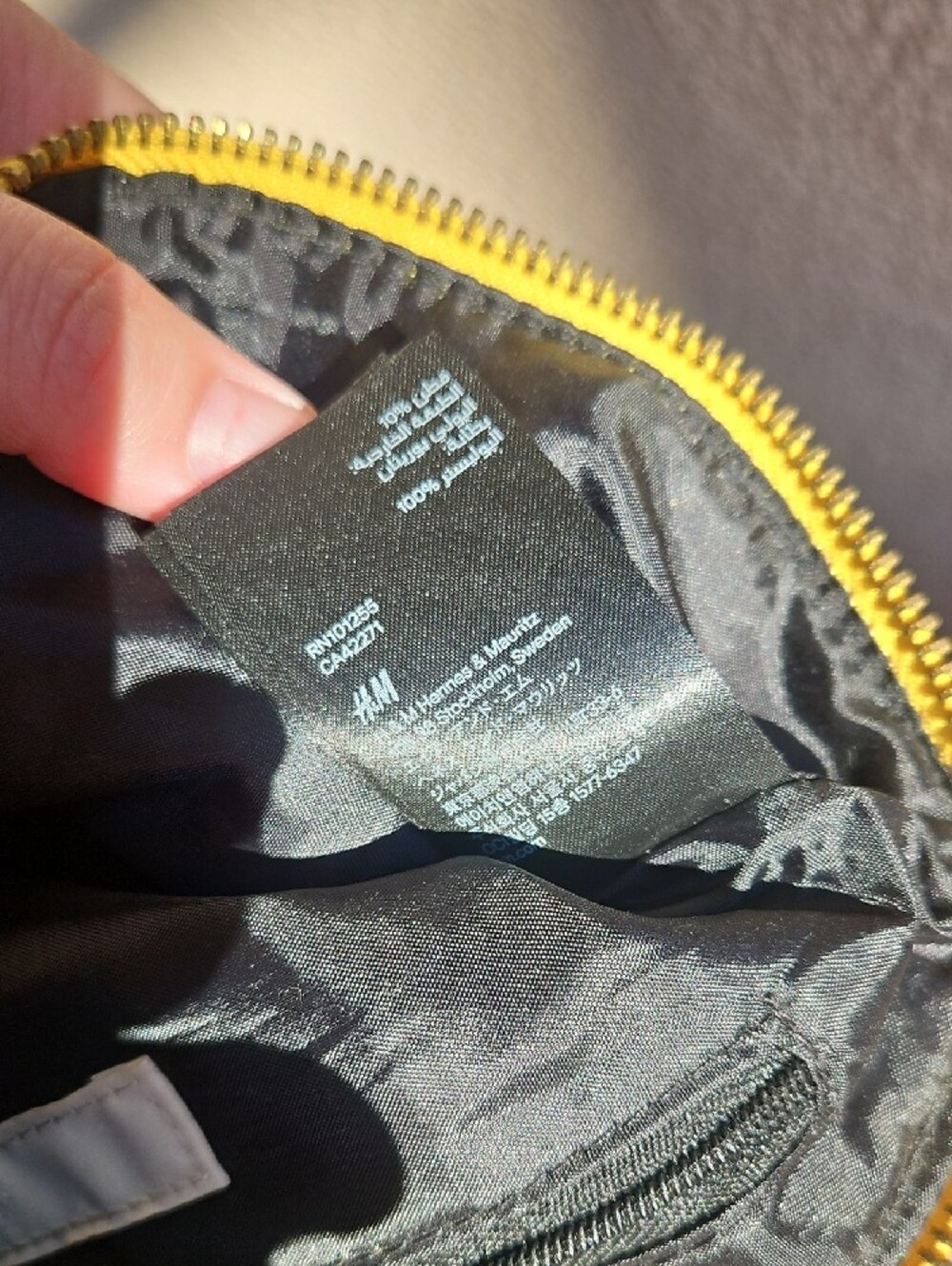 H&M Yellow Wristlet Crossbody Clutch - Picture 4 of 4